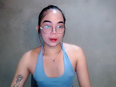 Snapshot of Urbabydollxxx chatting on 06-27-26, 05:29 Urbabydollxxx online show from 06-27-26, 05:29
