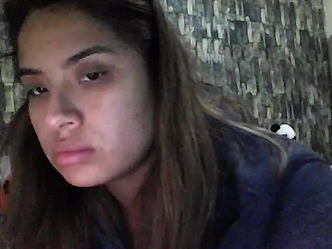 BabyCinnamon1 online show from 06-11-26, 02:22