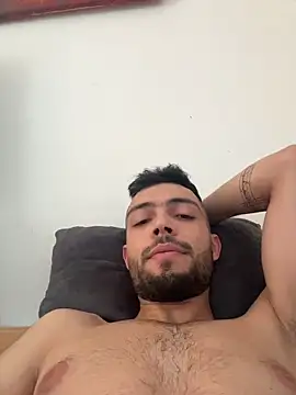 Snapshot of Z-man- chatting on 06-06-26, 07:35 Z-man- online show from 06-06-26, 07:35