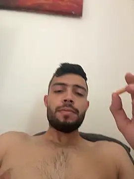 Snapshot of Z-man- chatting on 06-11-26, 08:23 Z-man- online show from 06-11-26, 08:23