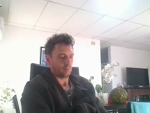 sebasevi online show from 05-12-26, 11:51