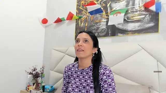 lunaasmithh online show from 07-02-26, 11:38