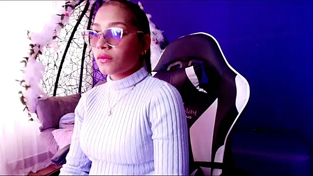 Scarlett Lune online show from 05-20-26, 06:58