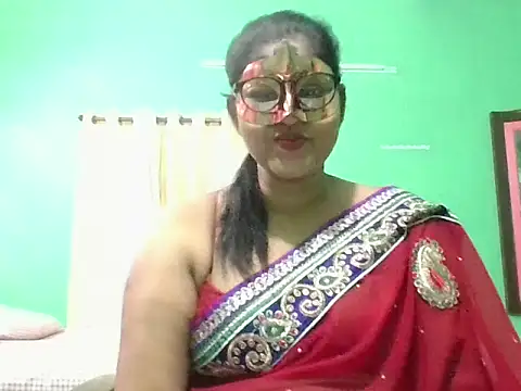 Snapshot of Kavya17 chatting on 06-28-26, 06:14 Kavya17 online show from 06-28-26, 06:14