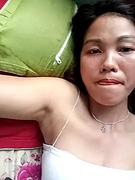 Snapshot of Suly-sweet chatting on 06-25-26, 05:12 Suly-sweet online show from 06-25-26, 05:12