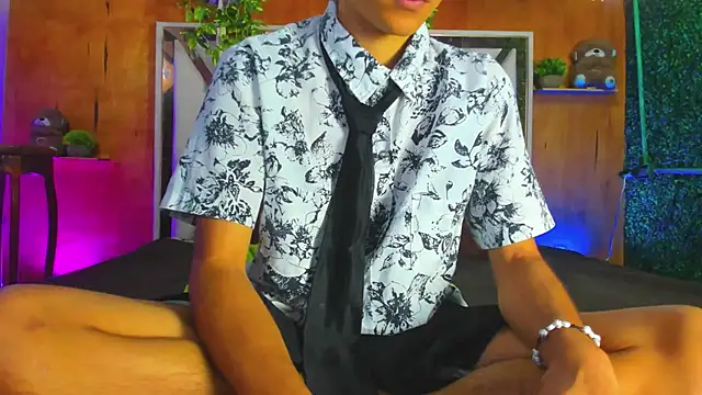 leonix love online show from 05-30-26, 12:13