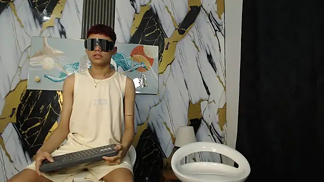 KING LOVERS1 online show from 06-16-26, 01:14