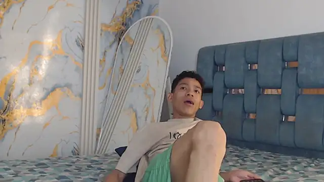 RONALDA HOT26 online show from 06-18-26, 01:48