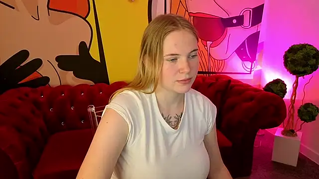 NikkyReyyy online show from 06-07-26, 06:06