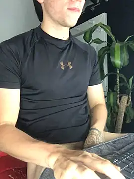 Snapshot of Salvatore_angelo chatting on 05-23-26, 05:01 Salvatore angelo online show from 05-23-26, 05:01