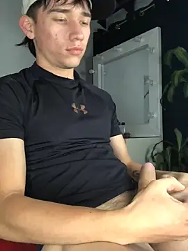 Snapshot of Salvatore_angelo chatting on 05-26-26, 03:35 Salvatore angelo online show from 05-26-26, 03:35