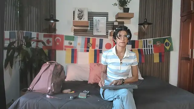 Evaa campbell online show from 07-06-26, 12:02