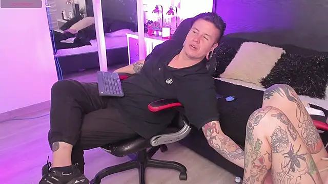 inkedsinners  online show from 06-10-26, 10:41