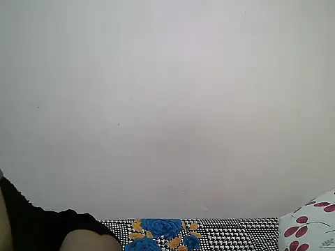 Miss rihanna online show from 06-27-26, 07:41