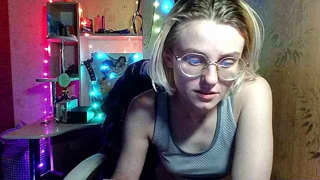   Freya    online show from 05-20-26, 11:55