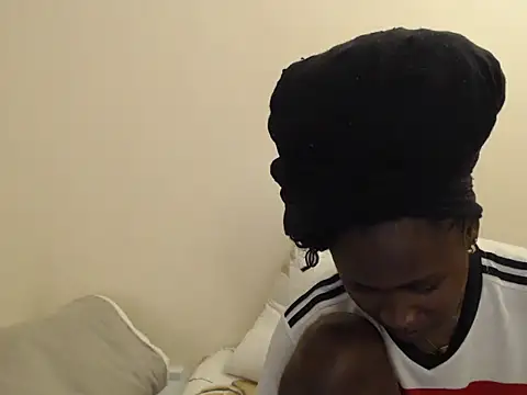 hyacinth b online show from 06-07-26, 06:39