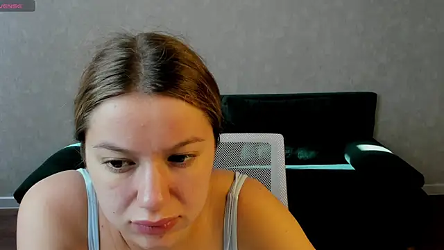 Snapshot of Shakira_Lux chatting on 06-10-26, 01:06 Shakira Lux online show from 06-10-26, 01:06