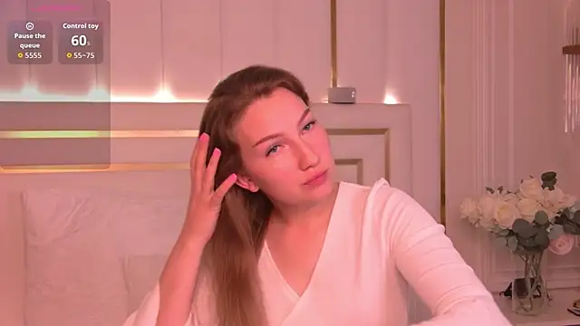 Snapshot of JessicaMartin chatting on 06-19-26, 06:18 JessicaMartin online show from 06-19-26, 06:18