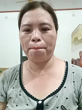 -Yeyi- online show from 06-23-26, 04:16