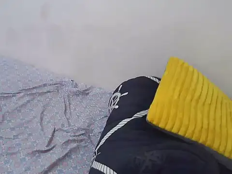 hotcandy001 online show from 06-12-26, 10:03