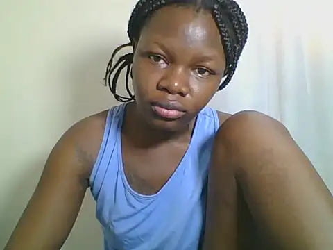 Sweetgal2025 online show from 06-13-26, 07:17
