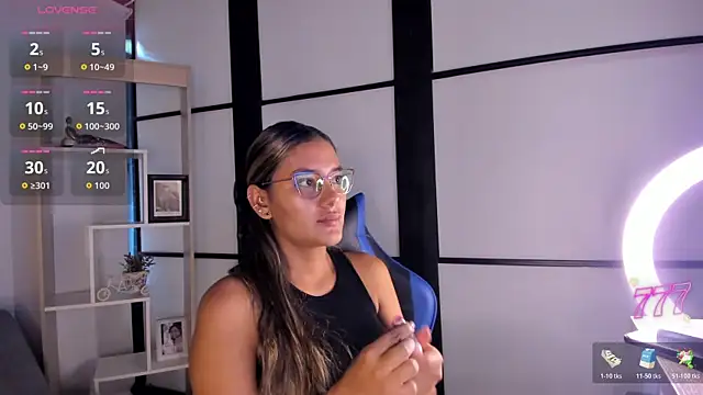 SophieWatson  online show from 07-06-26, 12:02