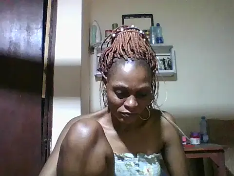 Ebonyqueen4 online show from 05-21-26, 06:31