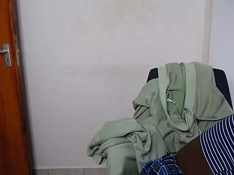 KittySexxy02 online show from 06-15-26, 06:21