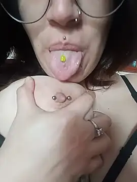 Karengenesisx online show from 08-04-26, 09:28