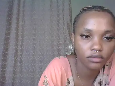 PrettyT5 online show from 06-28-26, 05:52