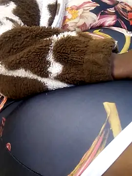 sheilaberr online show from 05-19-26, 03:57