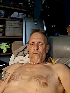 truckdawg2023 online show from 06-13-26, 11:35