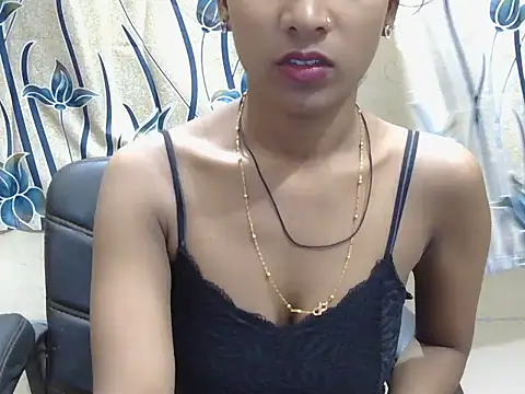 BabyQueen23 online show from 06-02-26, 05:31