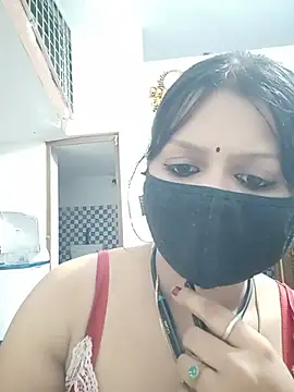 ZOYA-STRIP online show from 06-21-26, 04:53