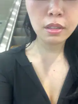 lylxili online show from 05-25-26, 06:52