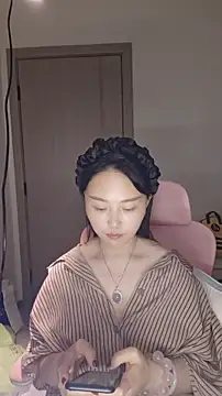 Snapshot of lylxili chatting on 06-04-26, 09:26 lylxili online show from 06-04-26, 09:26