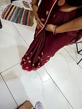 Snapshot of New_desi_bhabhi chatting on 06-05-26, 04:56 New desi bhabhi online show from 06-05-26, 04:56