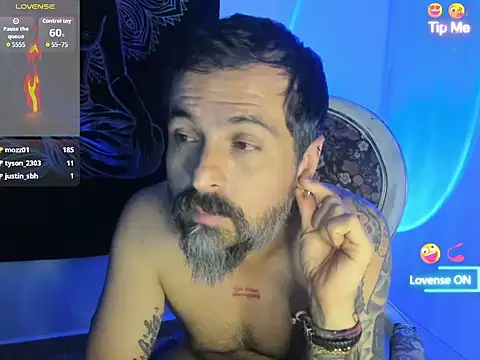 Snapshot of Miguel_angeel_ chatting on 07-05-26, 04:19 Miguel angeel online show from 07-05-26, 04:19