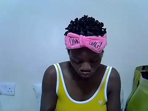 Twerliee online show from 06-05-26, 07:19
