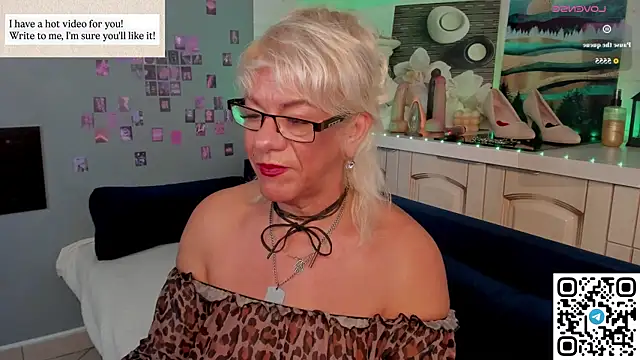 Anna Coolidge online show from 06-28-26, 01:11