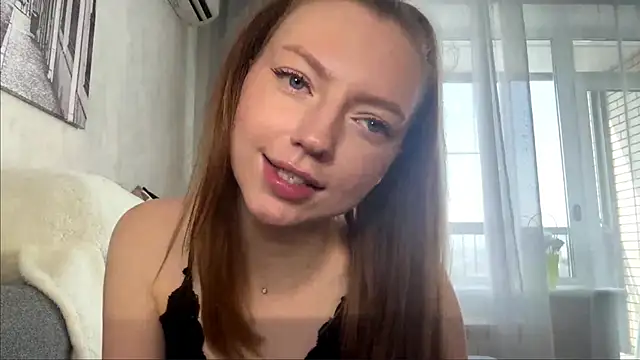 Snapshot of Auroralgnis chatting on 05-28-26, 05:49 Auroralgnis online show from 05-28-26, 05:49