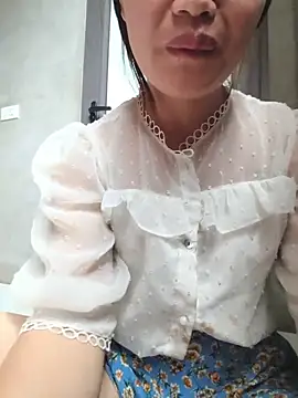Emma-sin online show from 07-05-26, 04:19