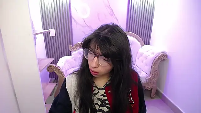 Allyshon  online show from 06-04-26, 07:53