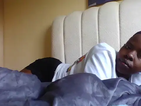 Tehiller online show from 05-19-26, 01:28