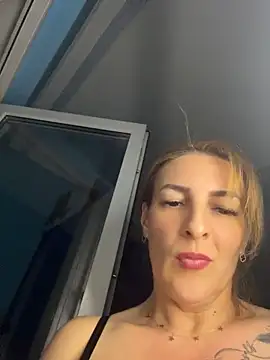 Hot-Milf4U online show from 05-31-26, 06:31