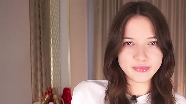 JulissaSham online show from 05-19-26, 12:44