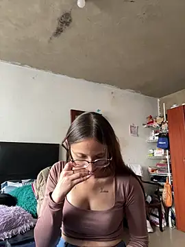 aria rousse3 online show from 05-19-26, 03:18
