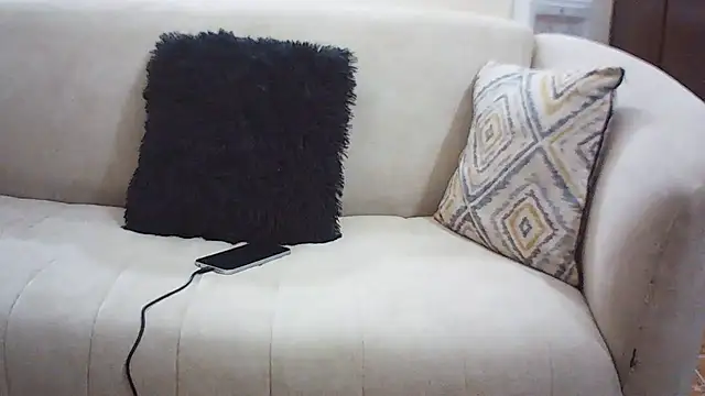 emmyteaz1 online show from 06-30-26, 10:00