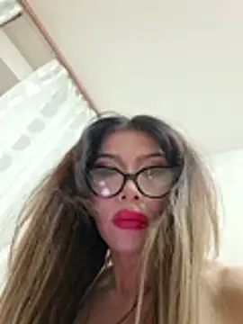 JessicaNichols  online show from 06-27-26, 11:37