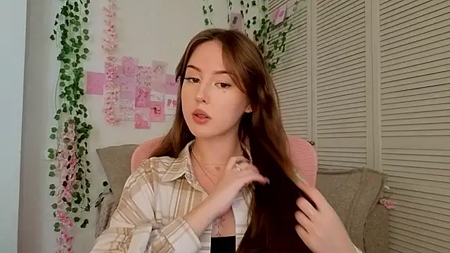 silver grl online show from 06-17-26, 01:30